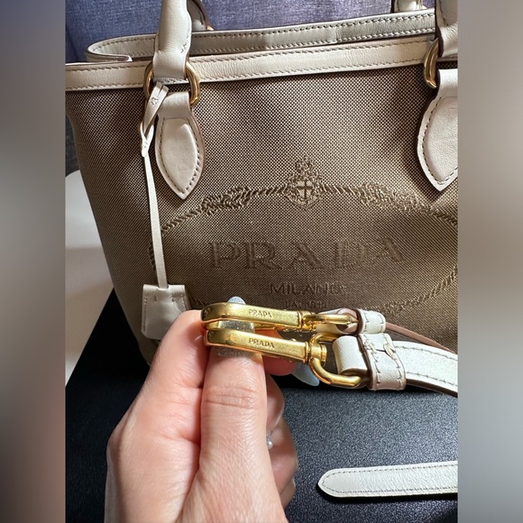 Prada White Jacquard Logo Tote 2-way design Crossbody or Handbag - Picture 12 of 16